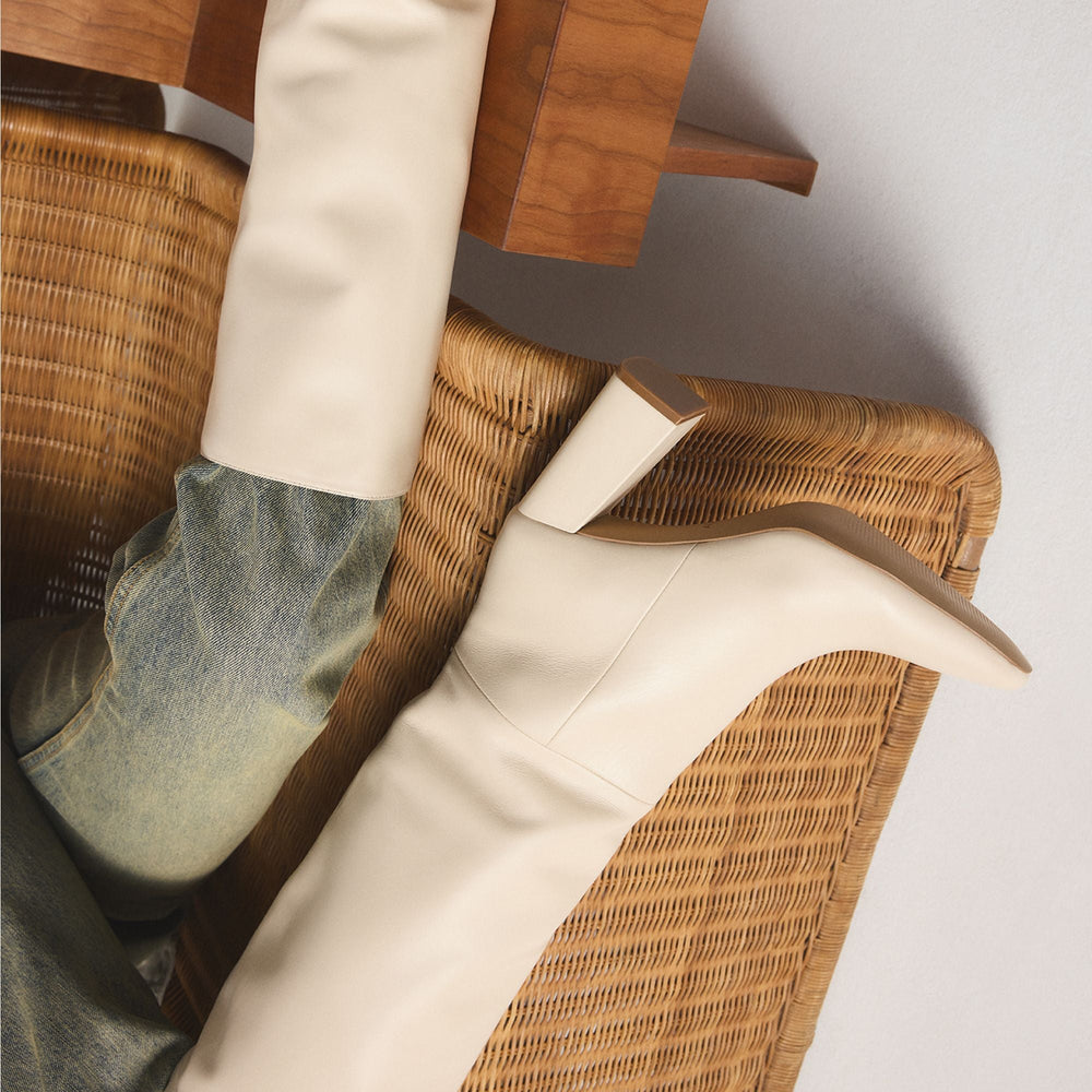 Aldo Helana in Wc Cream - Knee-high boot, Block heel Cream