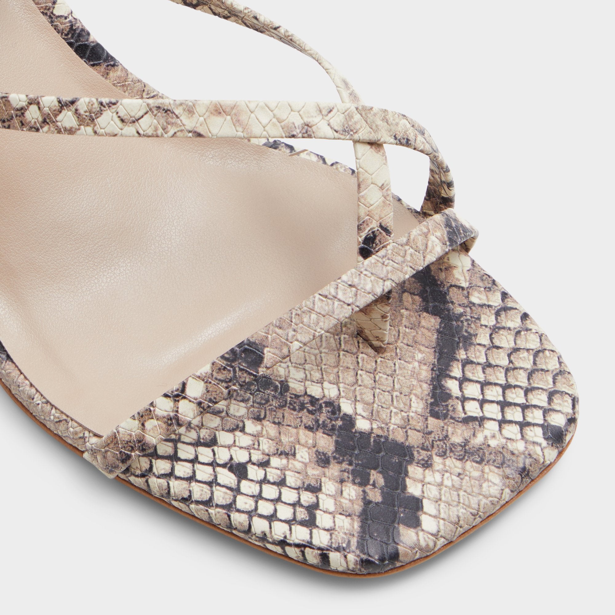Aldo Adrauder in Brown Overflow 13801090 - Strappy block heeled sandal, Block heel Brown Overflow