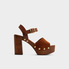 Aldo Niloria in Tan -  Tan